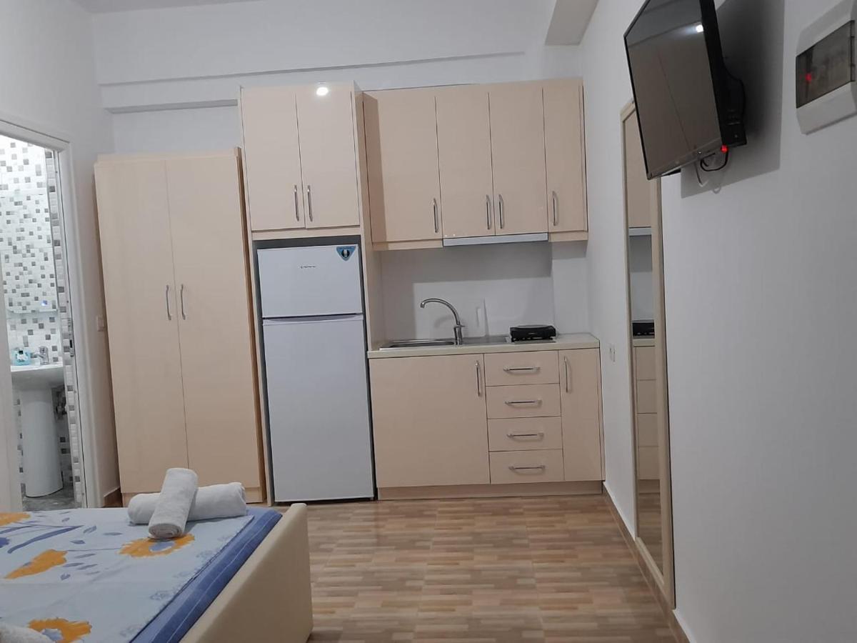 Guesthouse Xhimi Ksamil Eksteriør billede