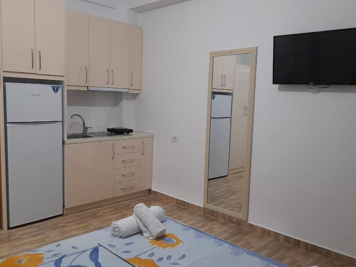 Guesthouse Xhimi Ksamil Eksteriør billede