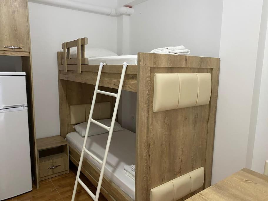 Guesthouse Xhimi Ksamil Eksteriør billede