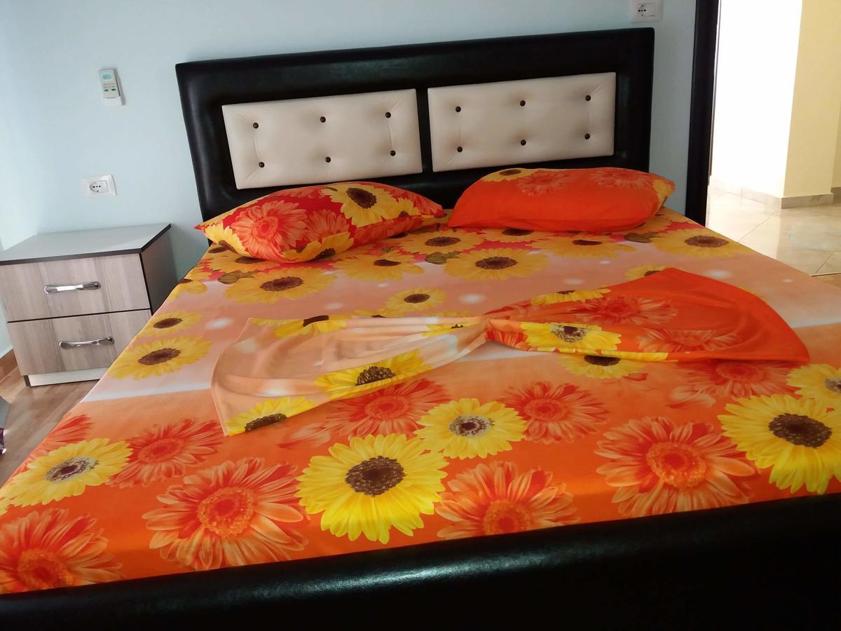 Guesthouse Xhimi Ksamil Eksteriør billede